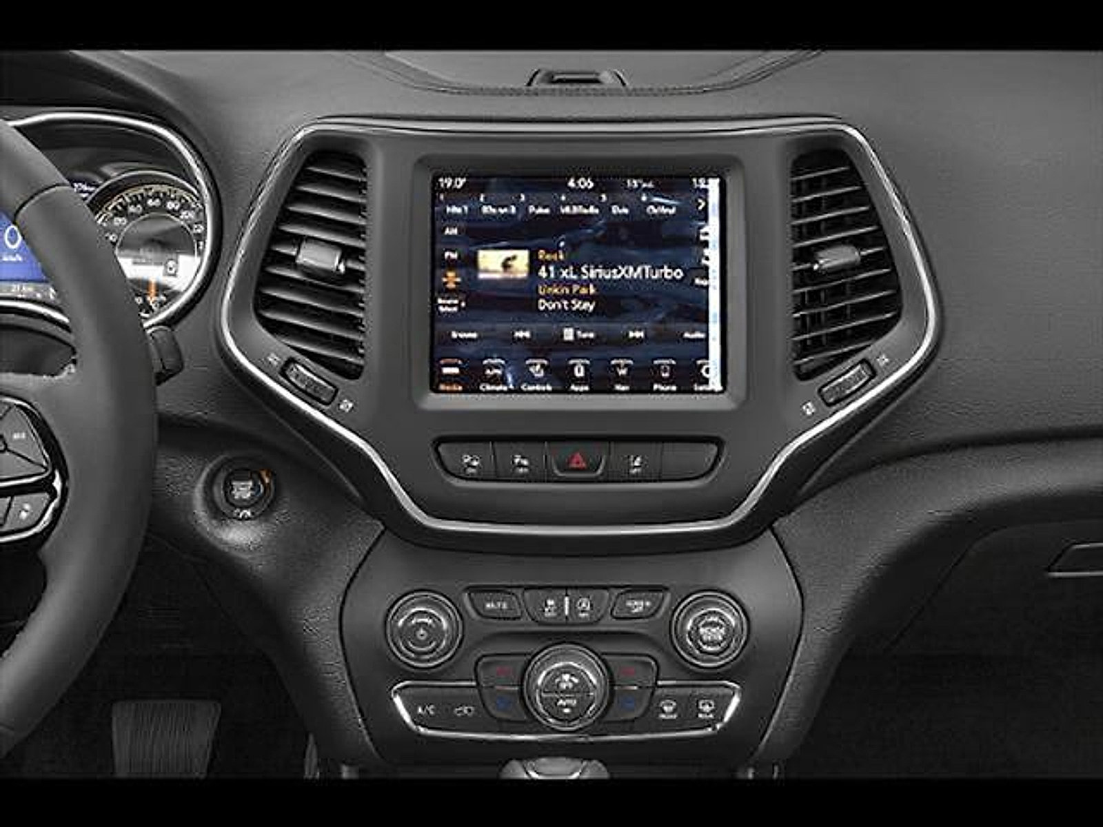 Used 2023 Jeep Cherokee Altitude Lux AWD/4WD image 43