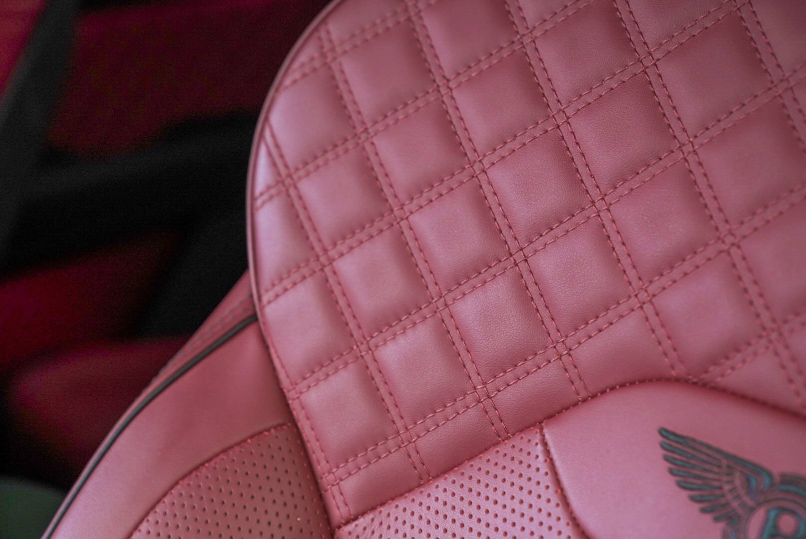 Used 2022 Bentley Bentayga image 13