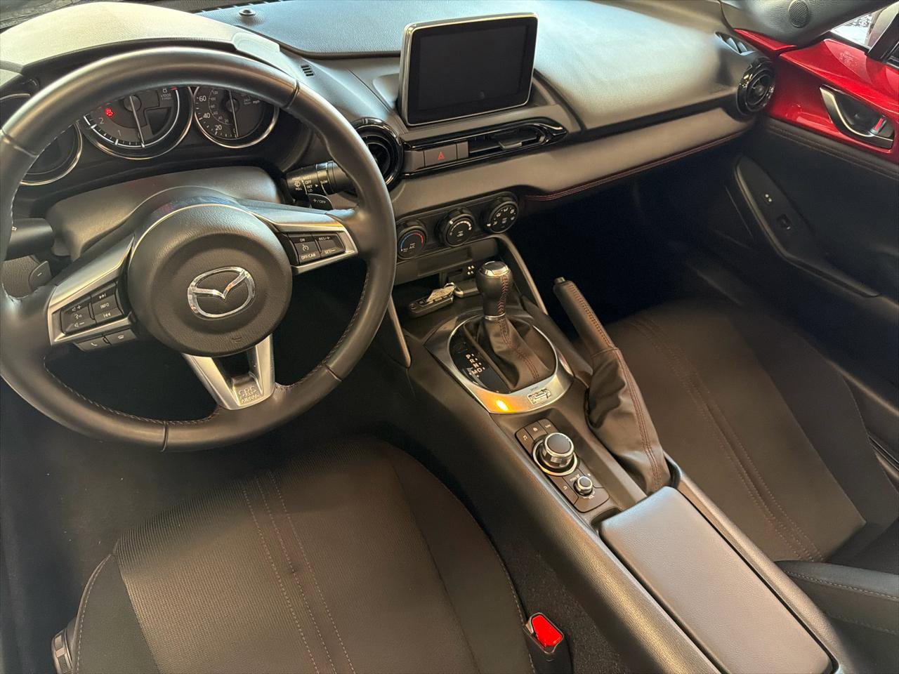 Used 2016 MAZDA MX-5 Miata Club RWD image 12