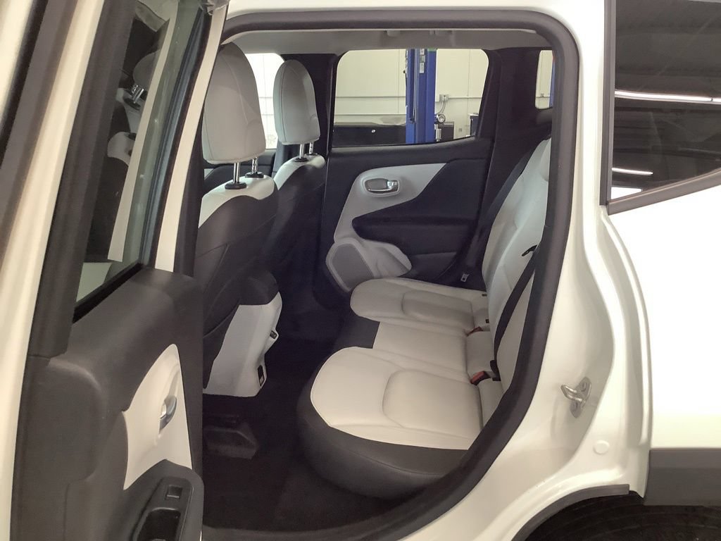 Used 2021 Jeep Renegade Limited AWD/4WD image 15