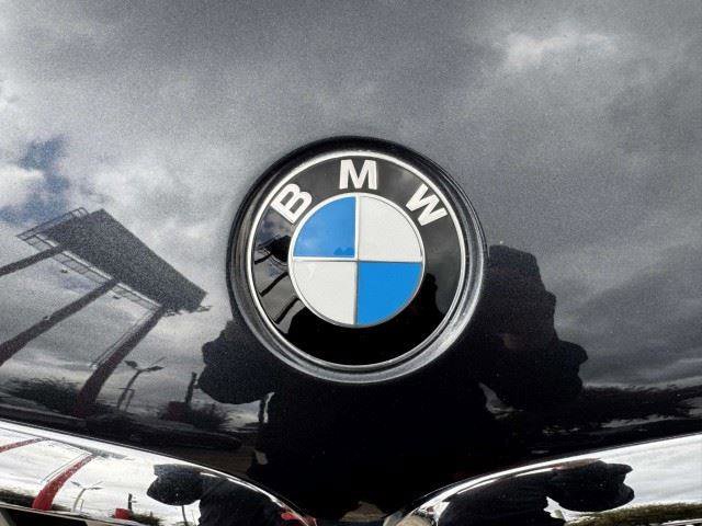 Used 2021 BMW X5 xDrive40i w/ Premium Package AWD/4WD image 11