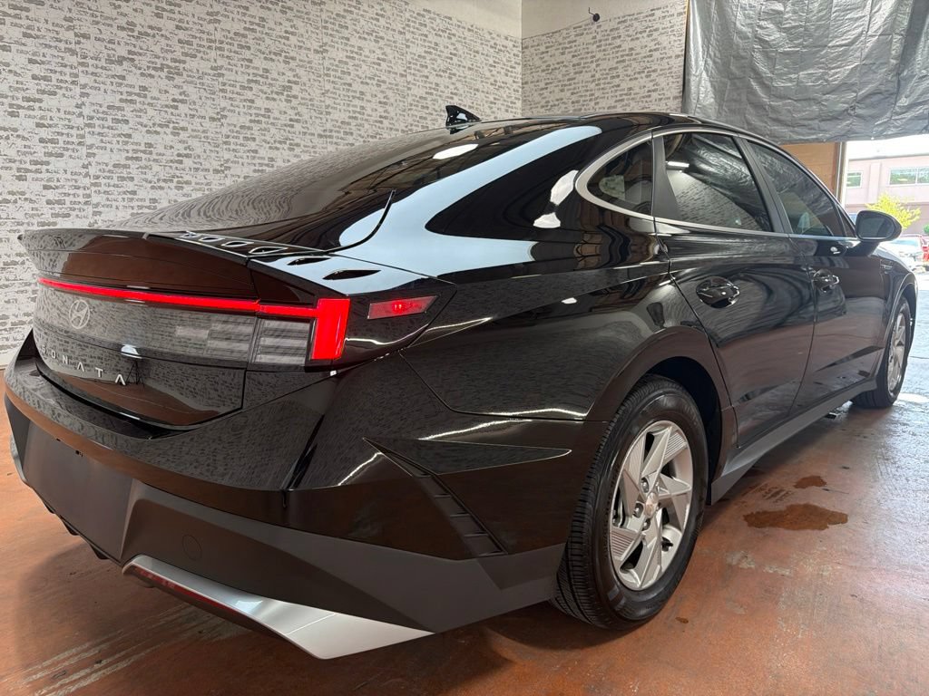 Certified 2025 Hyundai Sonata SE FWD image 7