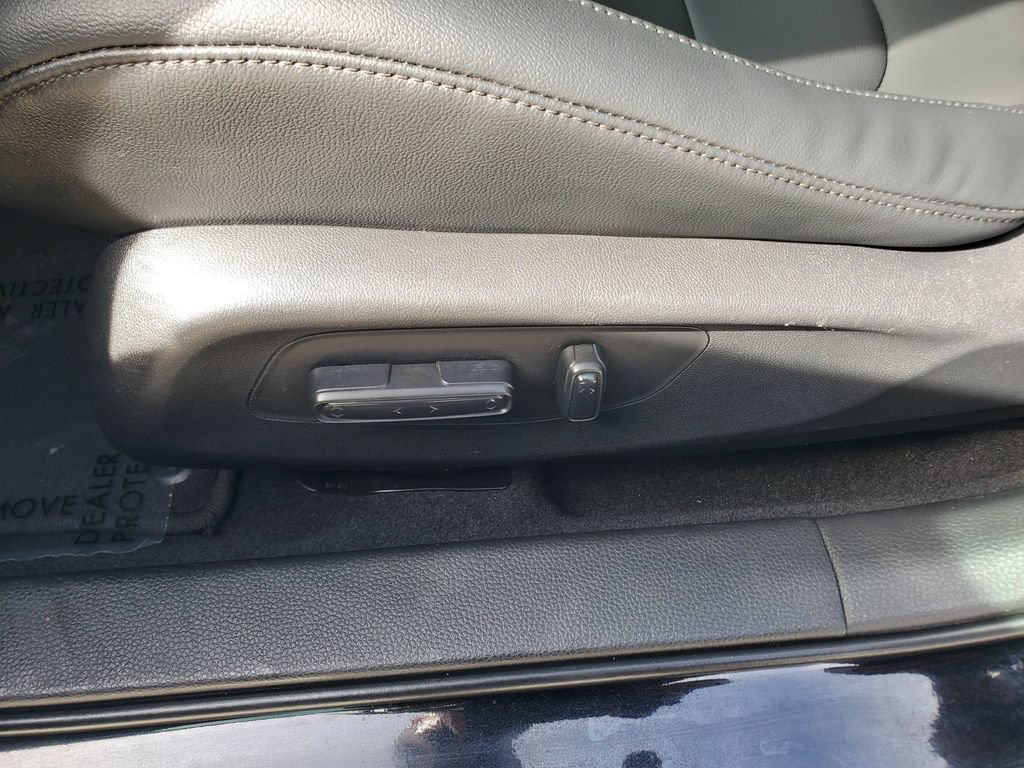 Certified 2025 Acura Integra FWD image 18
