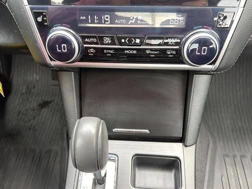 Used 2019 Subaru Legacy 2.5i Premium AWD/4WD image 17