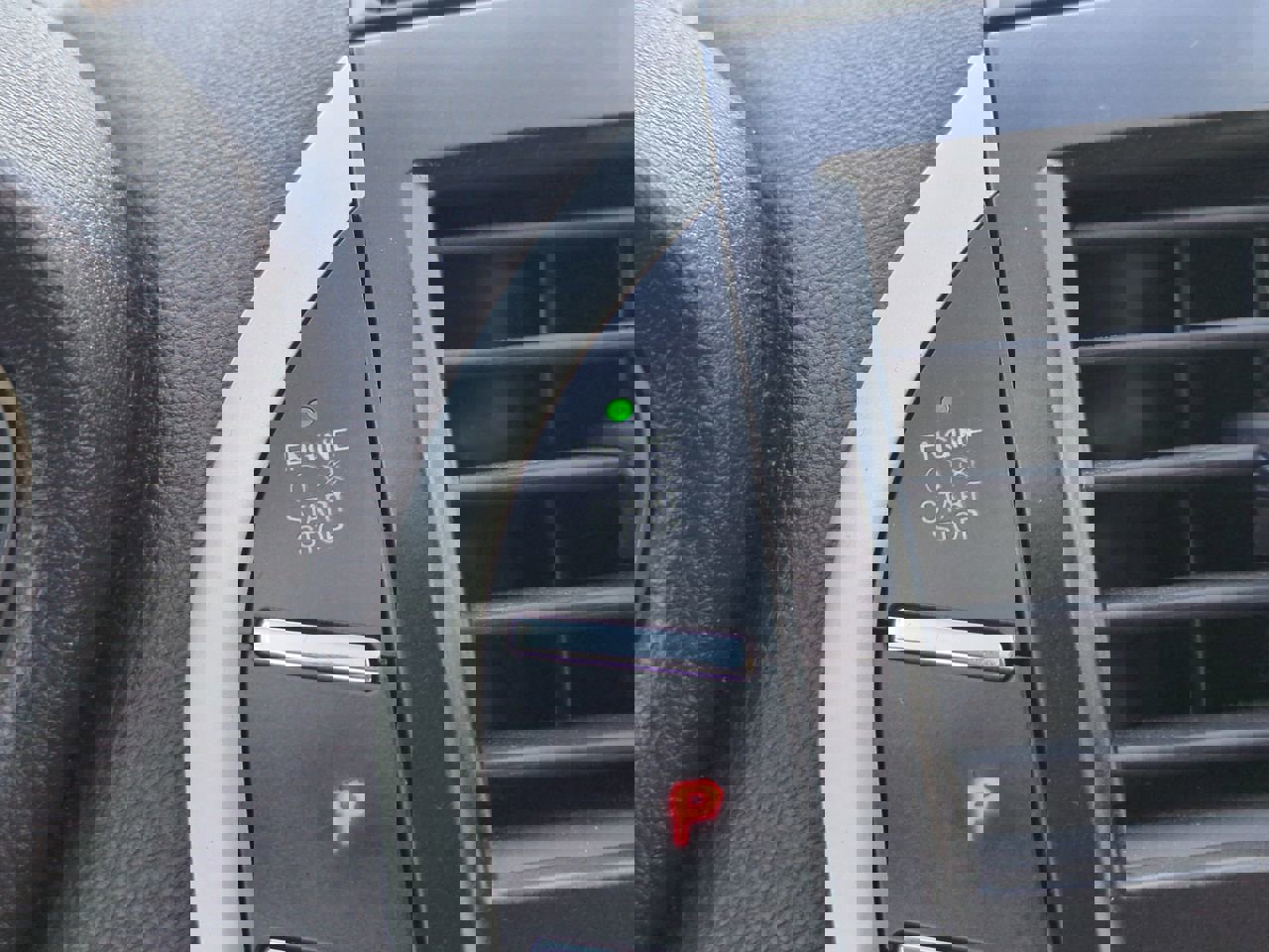 Used 2016 Lincoln MKC Reserve w/ Lincoln MKC Climate Package image 28