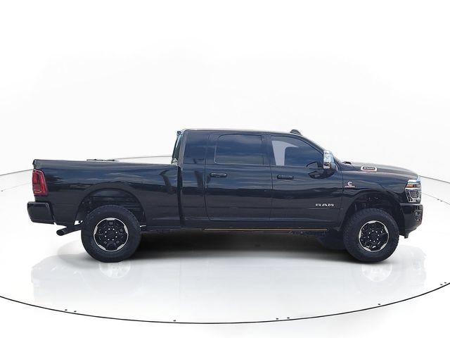 Used 2025 RAM 2500 Laramie w/ Towing Technology Group AWD/4WD image 4