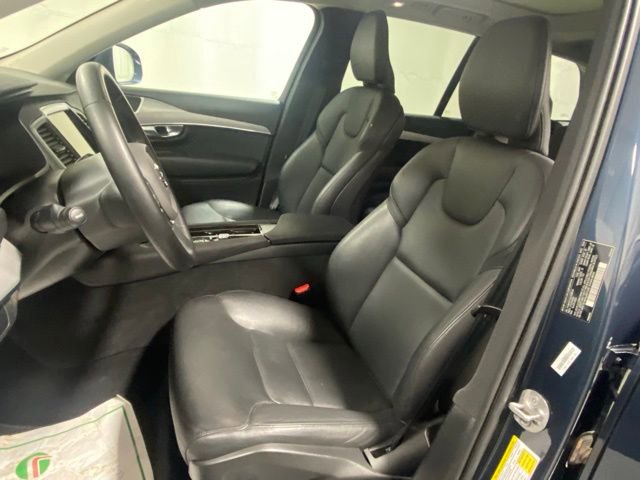 Certified 2025 Volvo XC90 B5 Core image 11