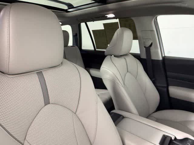 Used 2026 Toyota Grand Highlander AWD image 66