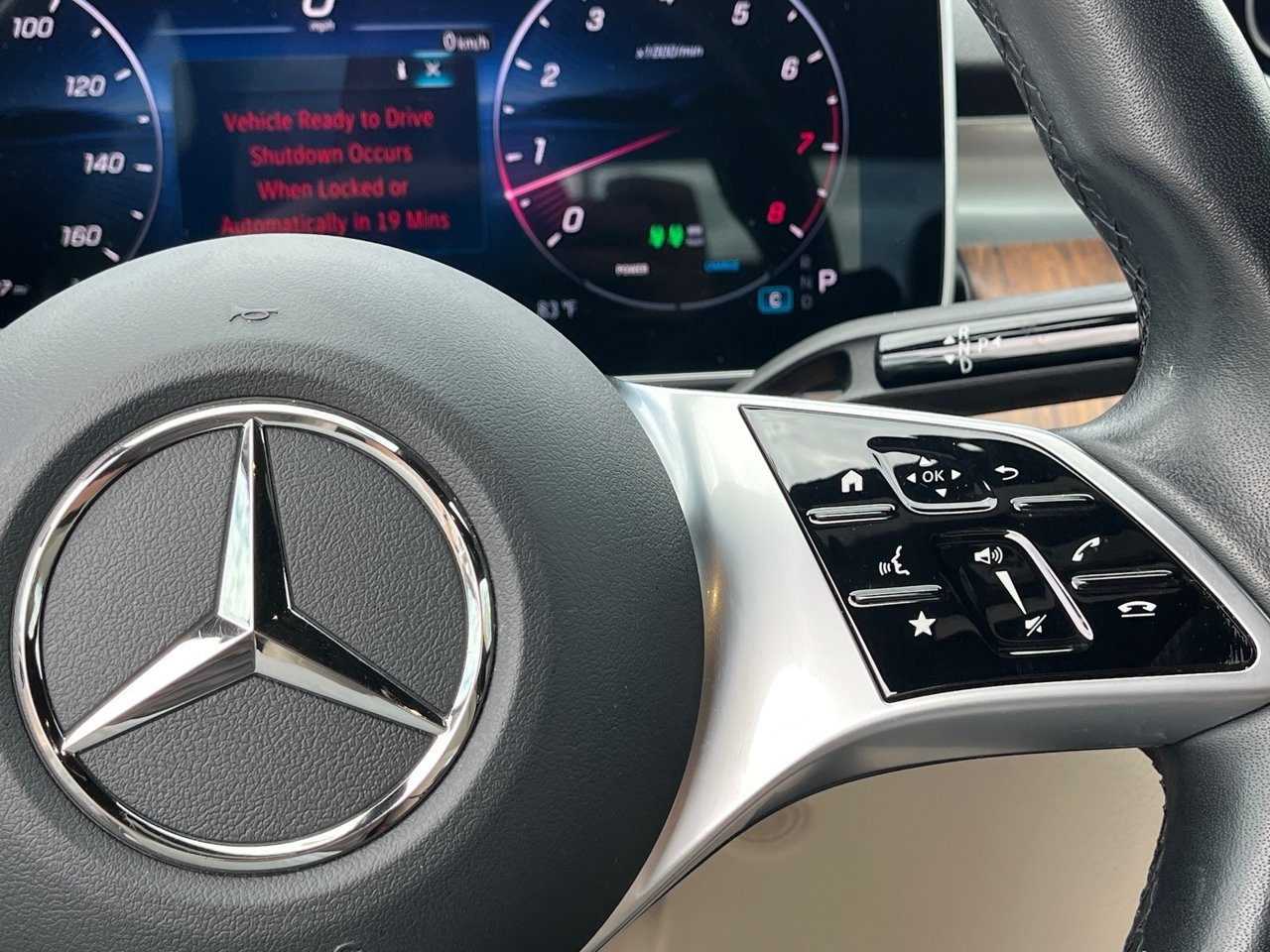 Used 2025 Mercedes-Benz C 300 Sedan image 20