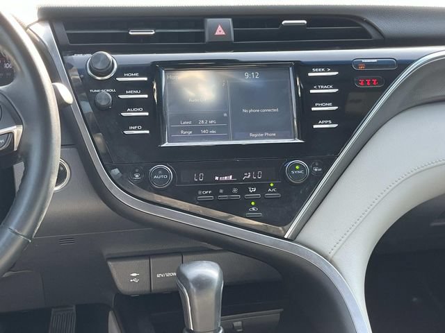 Used 2018 Toyota Camry XSE FWD image 15