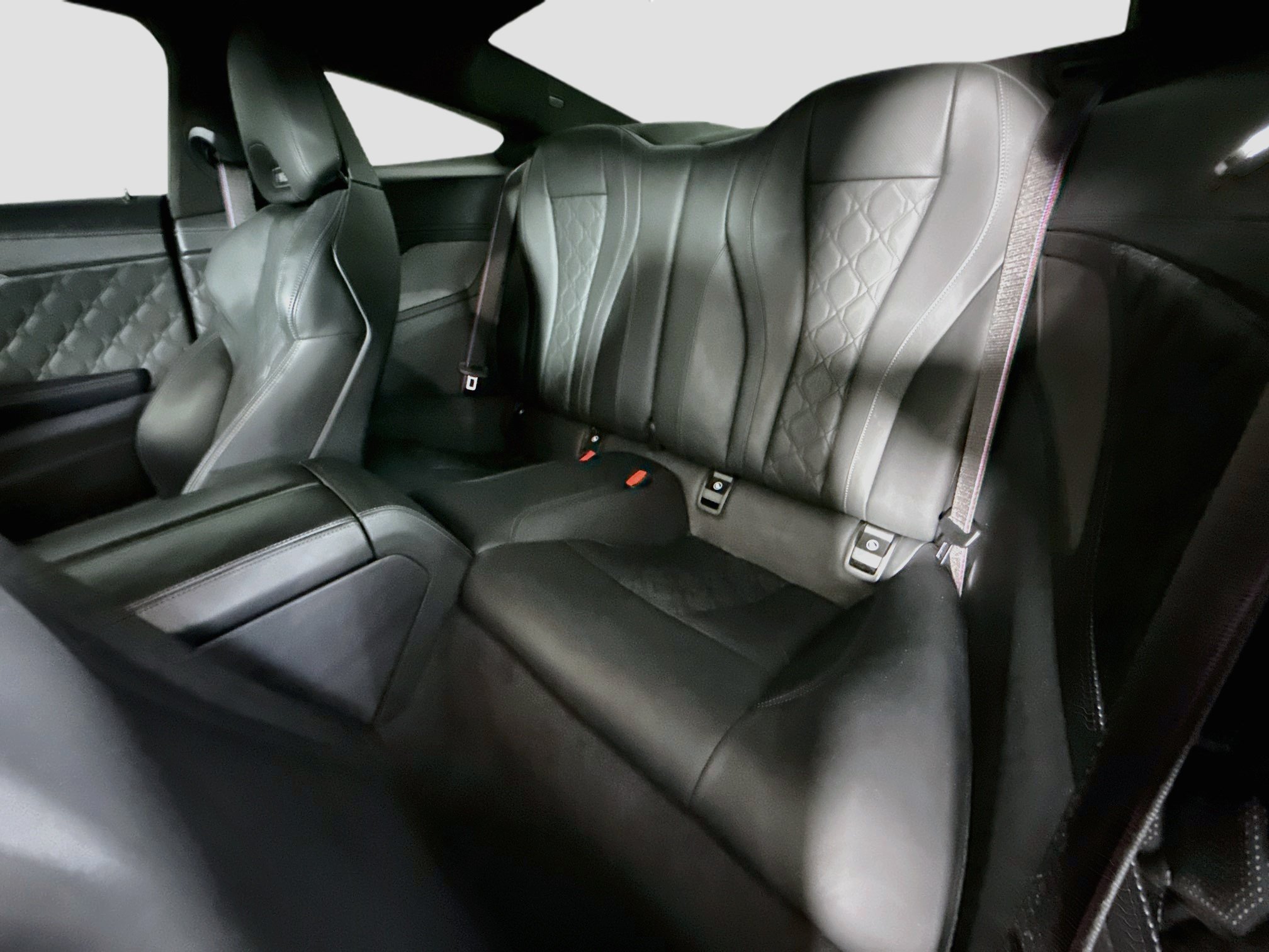 Used 2023 BMW M8 Competition w/ M Carbon Exterior Package AWD/4WD image 25