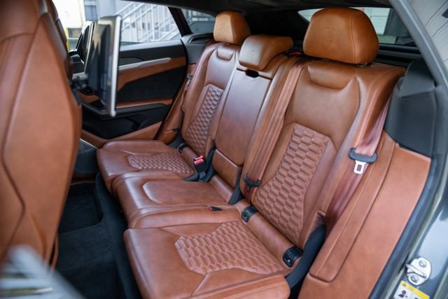 Used 2019 Lamborghini Urus image 55