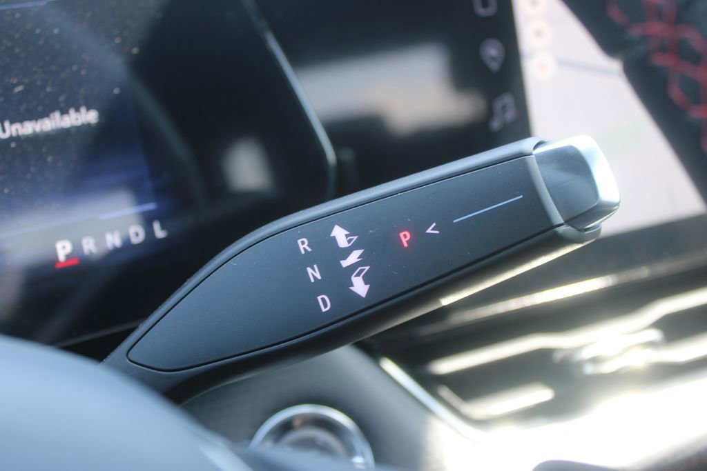 New 2026 Chevrolet Equinox ACTIV w/ Convenience Package III FWD image 37