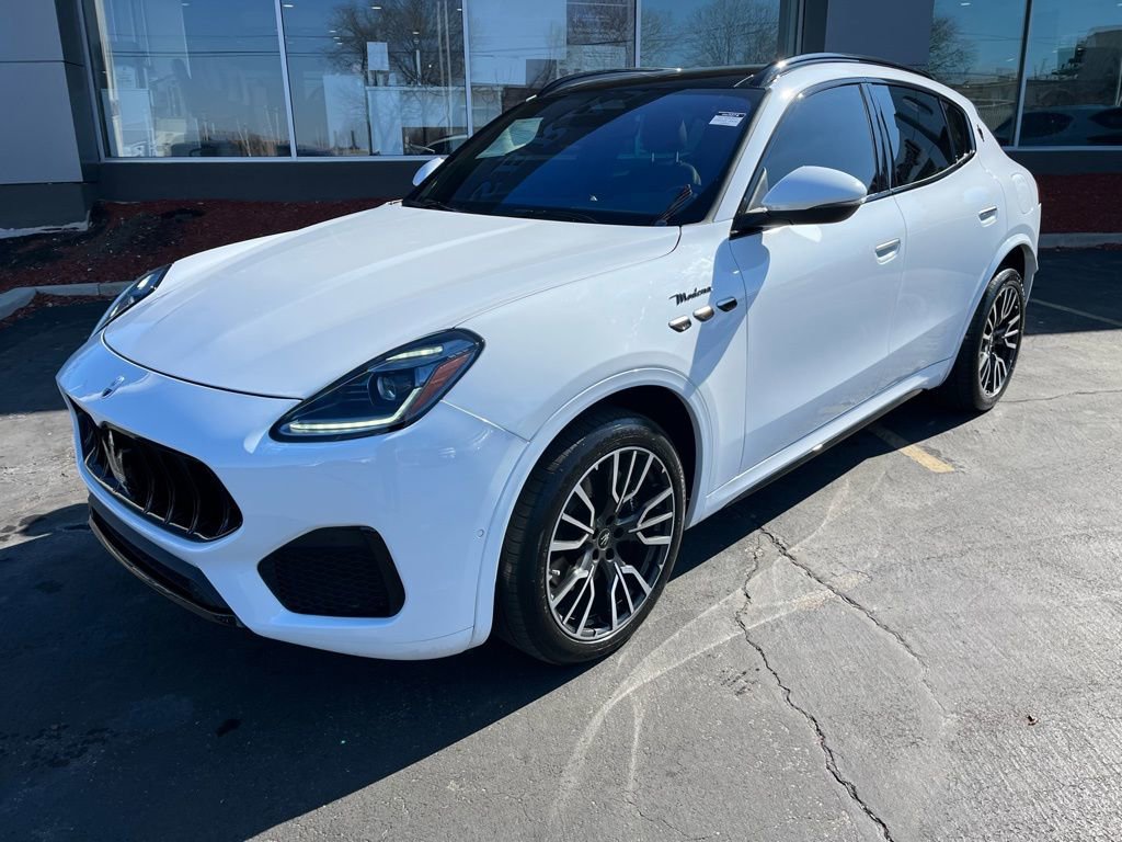 Used 2023 Maserati Grecale Modena image 2