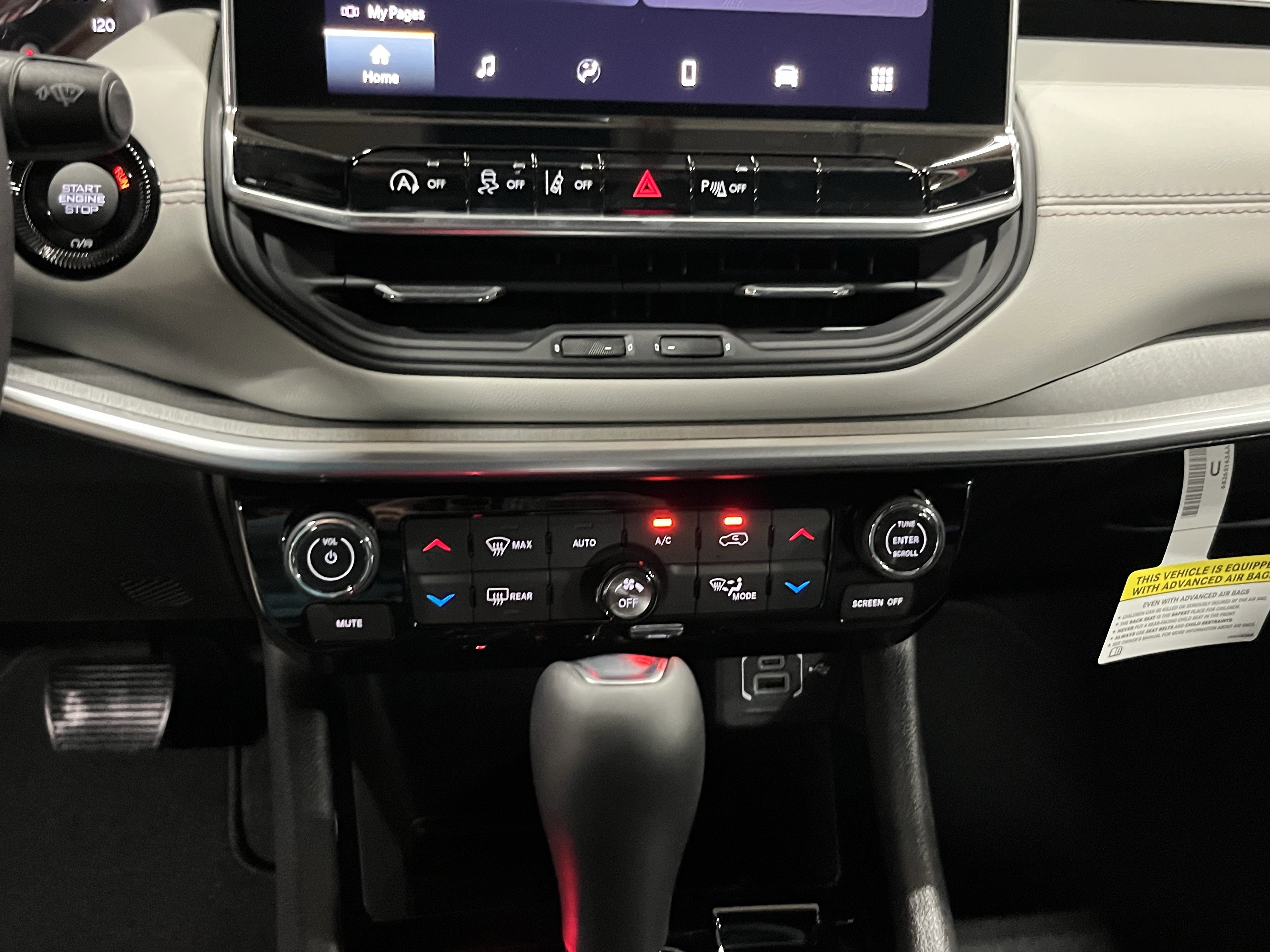 Certified 2026 Jeep Compass Limited image 20