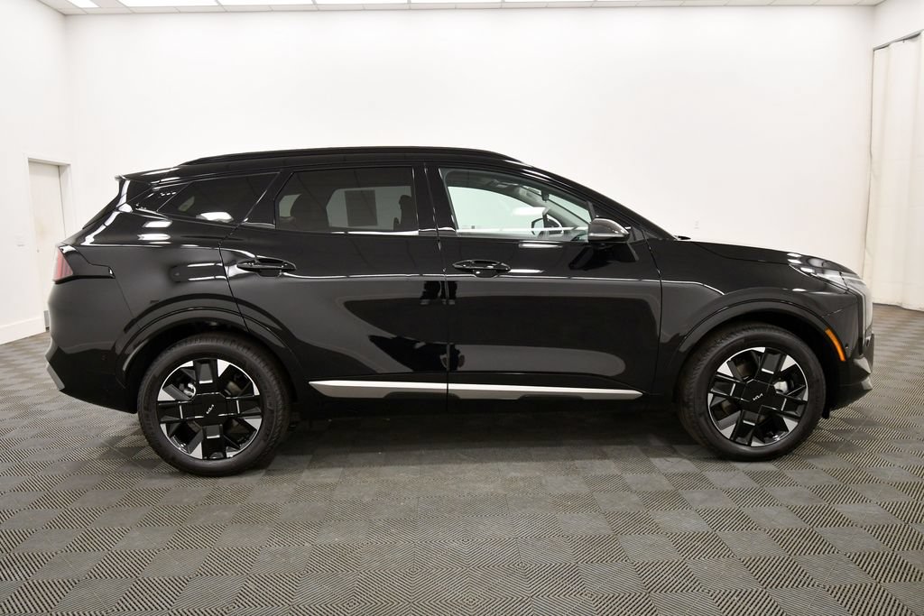 Certified 2026 Kia Sportage SX AWD/4WD image 9
