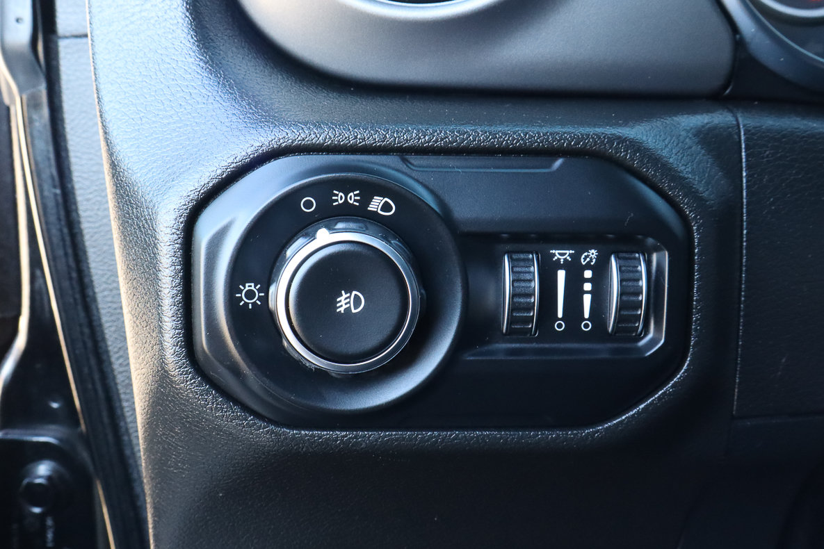 Used 2021 Jeep Wrangler Unlimited Sport AWD/4WD image 15