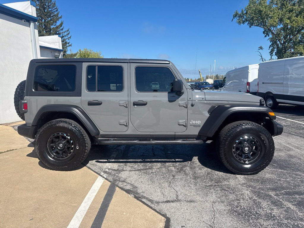 Used 2020 Jeep Wrangler Unlimited Sport S AWD/4WD image 2
