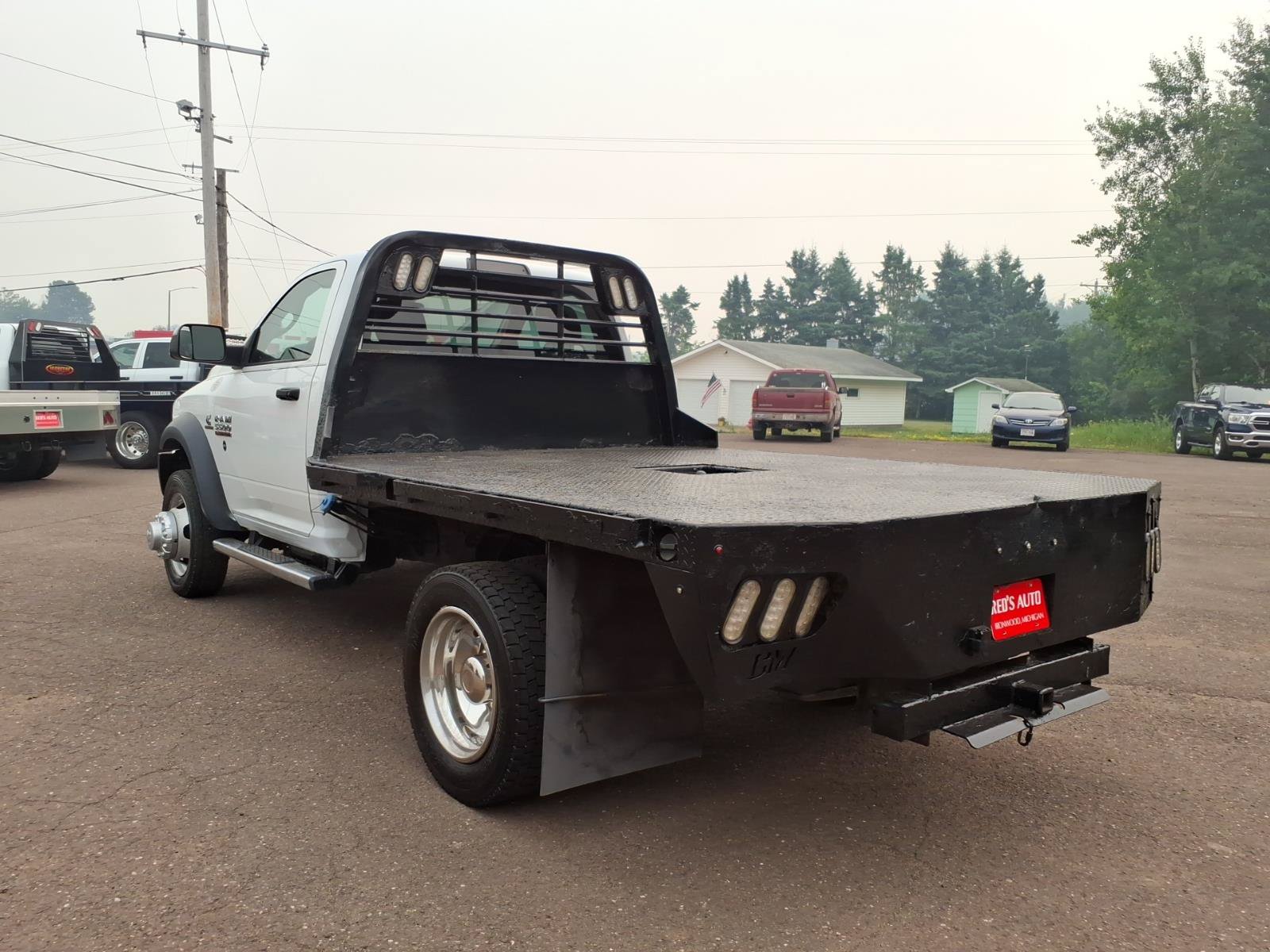 Used 2018 RAM 5500 Tradesman w/ Power & Remote Entry Group AWD/4WD image 4