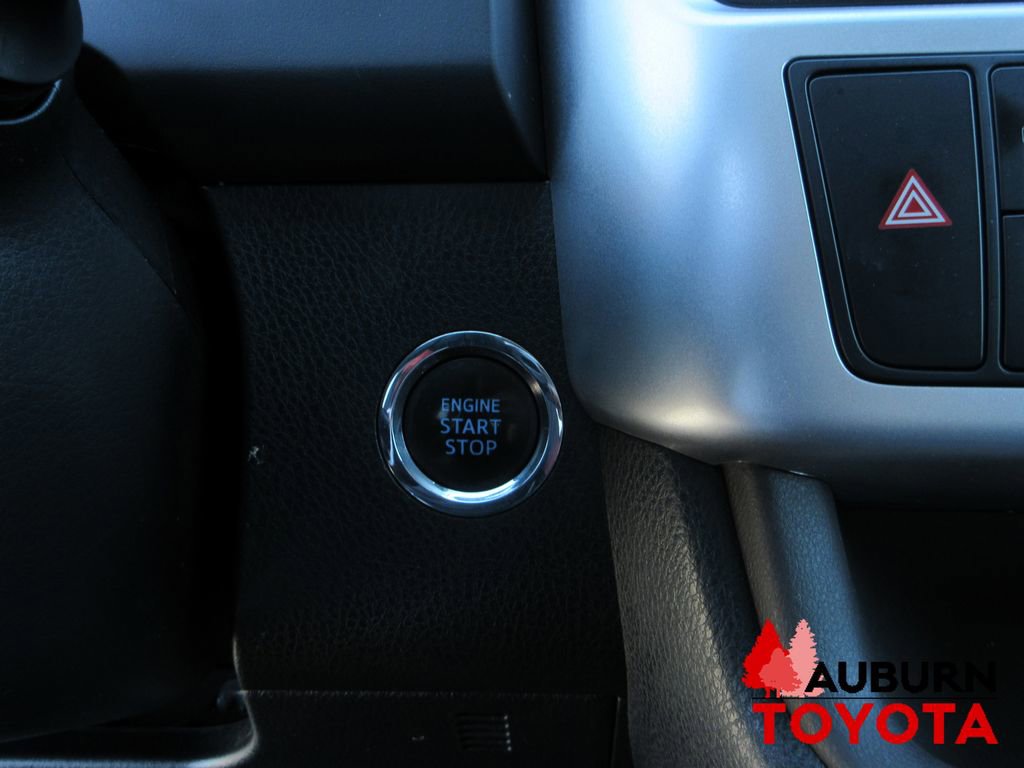 Certified 2018 Toyota Highlander XLE image 20