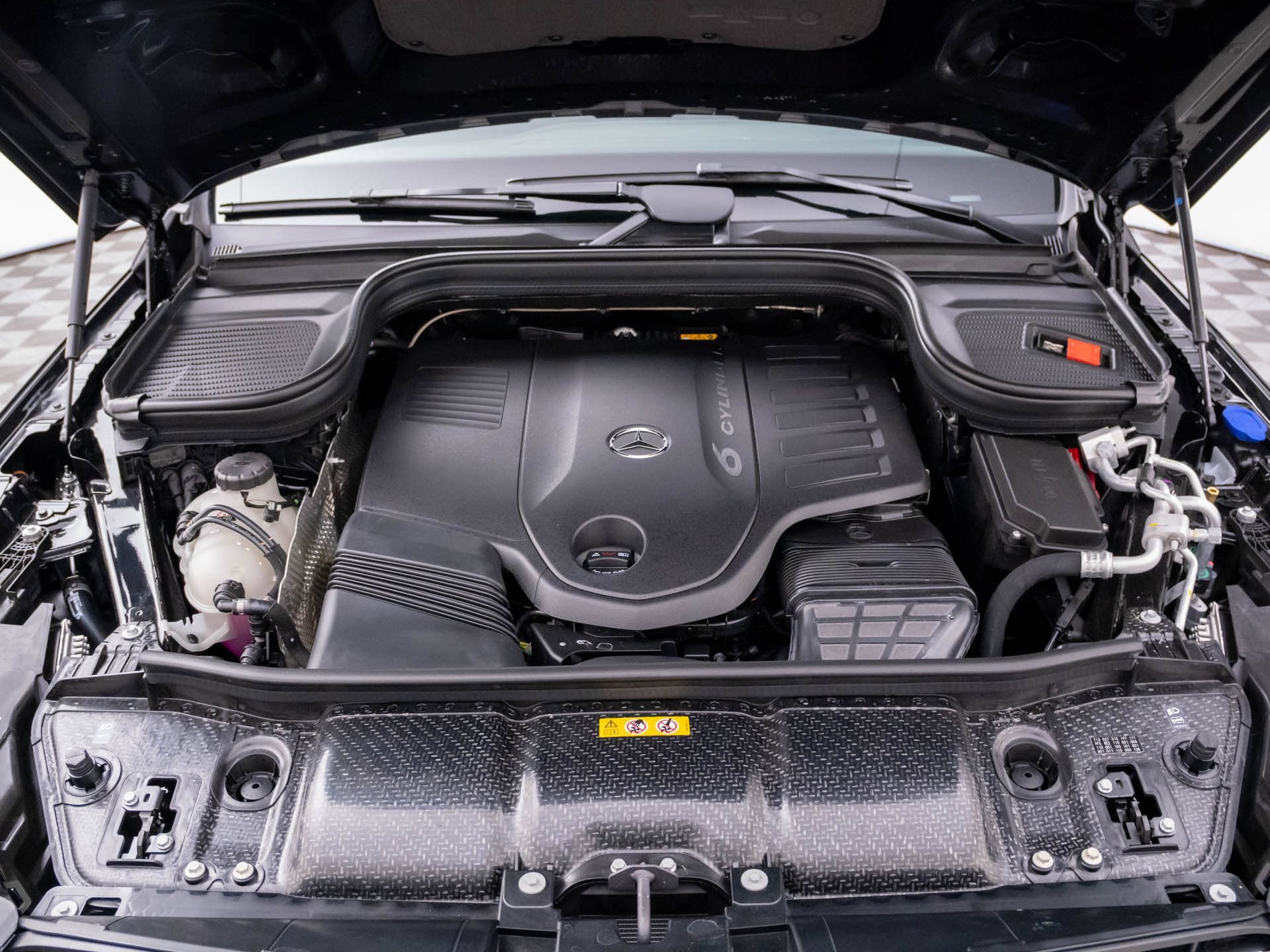 New 2026 Mercedes-Benz GLS 450 4MATIC image 33