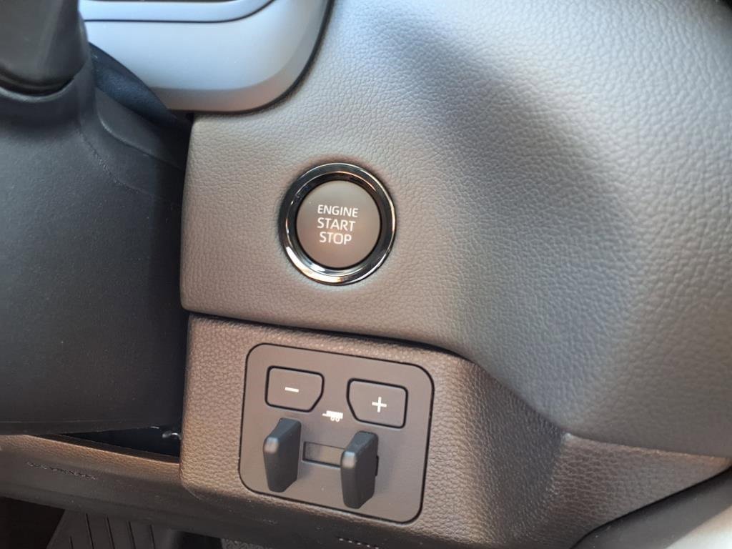 New 2025 Toyota Tundra Limited image 15