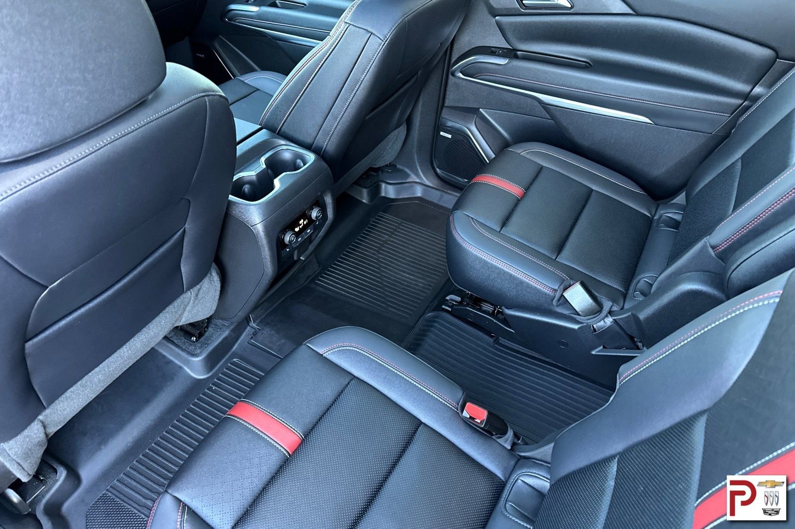 Certified 2024 Chevrolet Traverse RS image 13