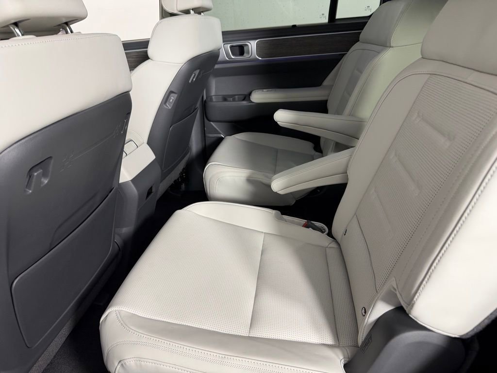 Used 2026 Hyundai Santa Fe Calligraphy image 27