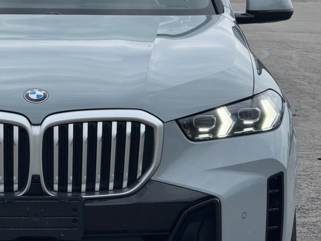 Certified 2025 BMW X5 xDrive40i w/ M Sport Package AWD/4WD image 12