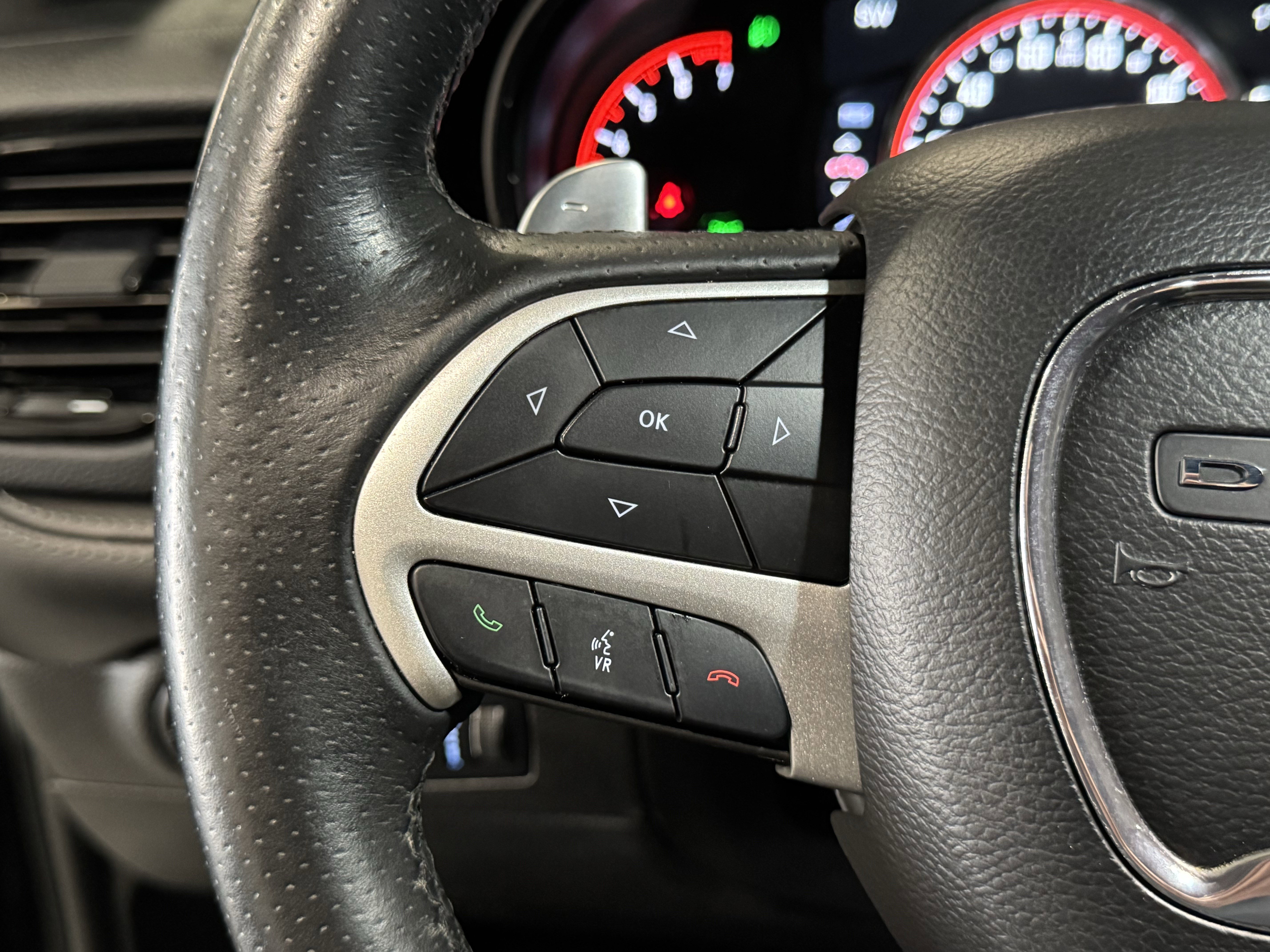 Used 2022 Dodge Durango GT image 31