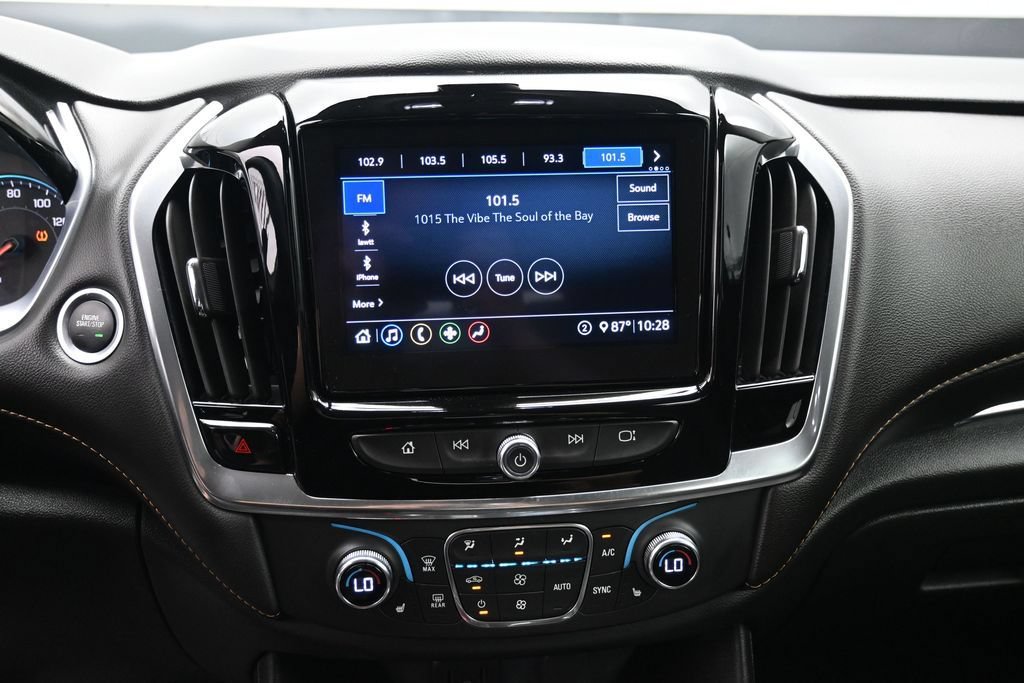 Used 2020 Chevrolet Traverse LT FWD image 19