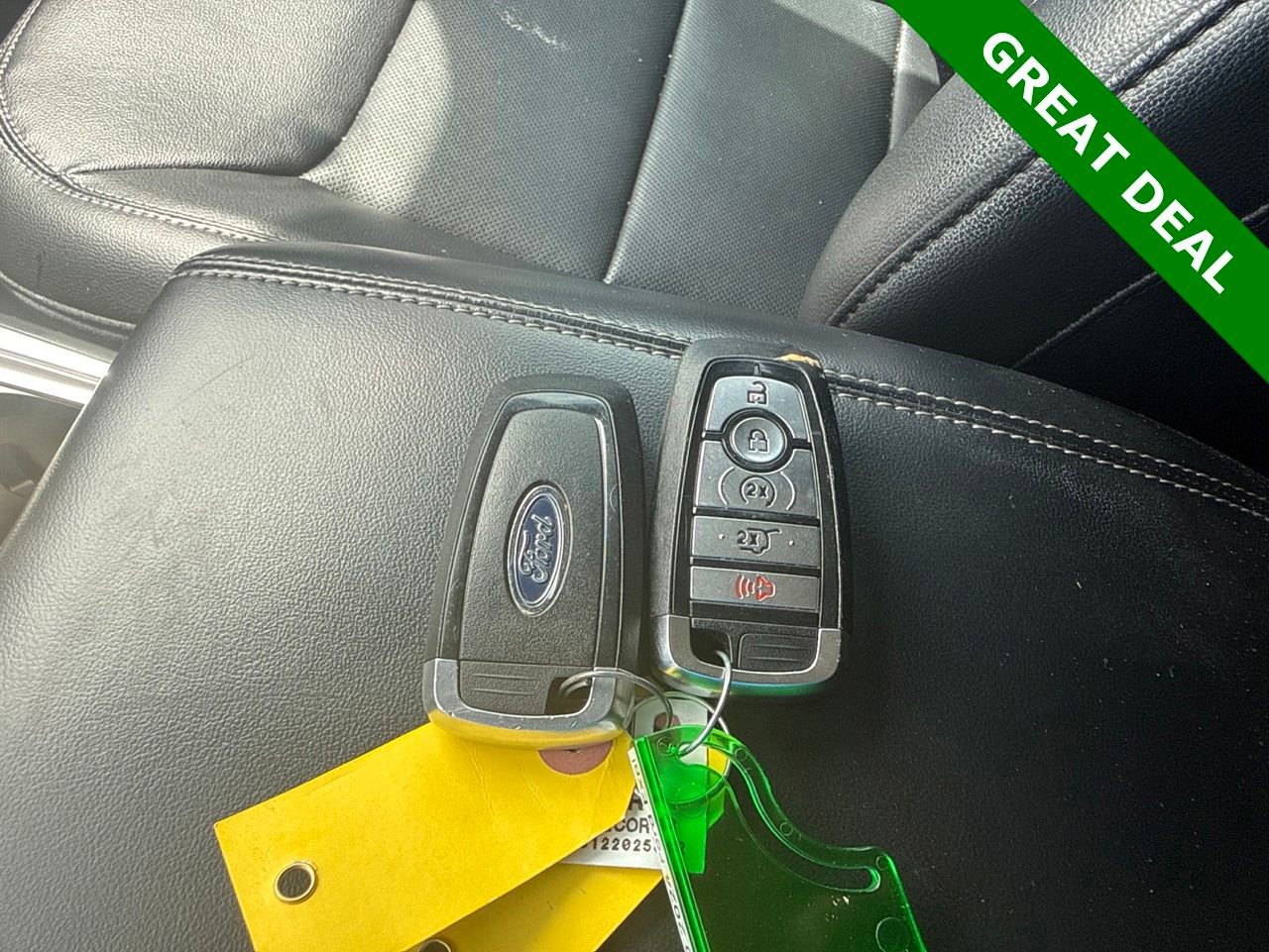 Used 2024 Ford Explorer Limited w/ Limited Technology Package RWD image 27
