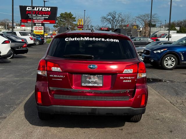 Used 2011 Subaru Outback 2.5i Limited AWD/4WD image 6