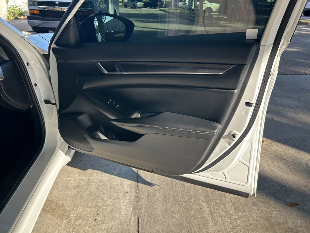 Used 2022 Honda Accord Sport image 23