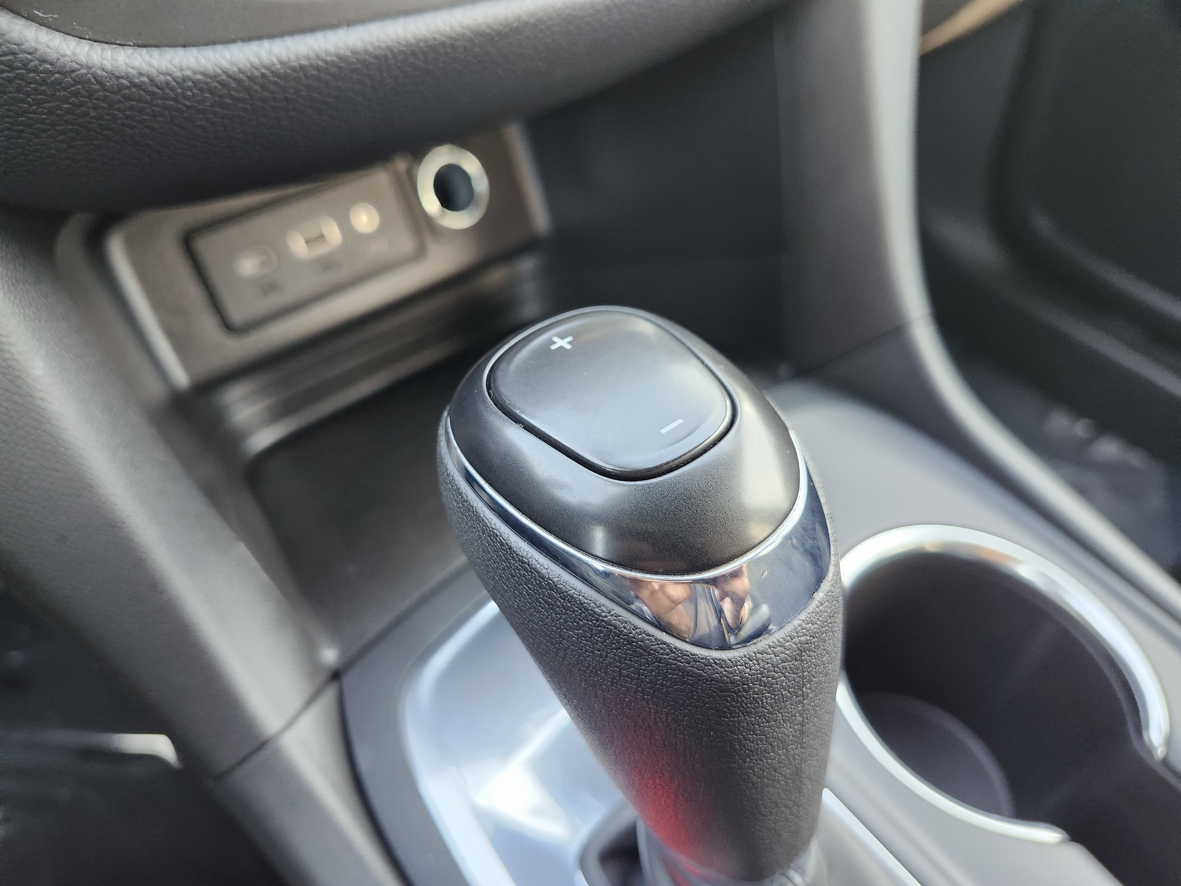 Used 2021 Chevrolet Equinox LT FWD image 10