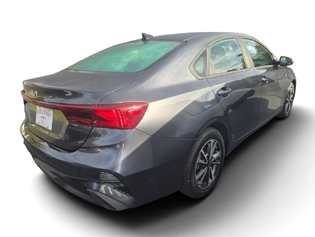 Used 2024 Kia Forte LXS FWD image 13