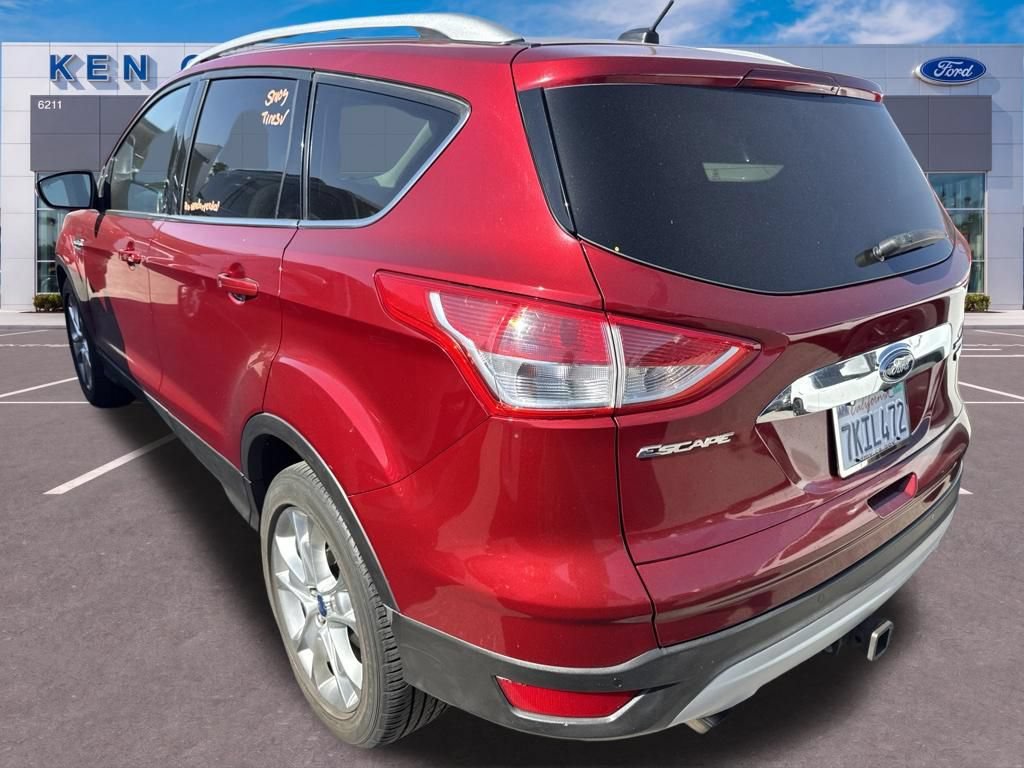 Used 2015 Ford Escape Titanium w/ Equipment Group 301A FWD image 5