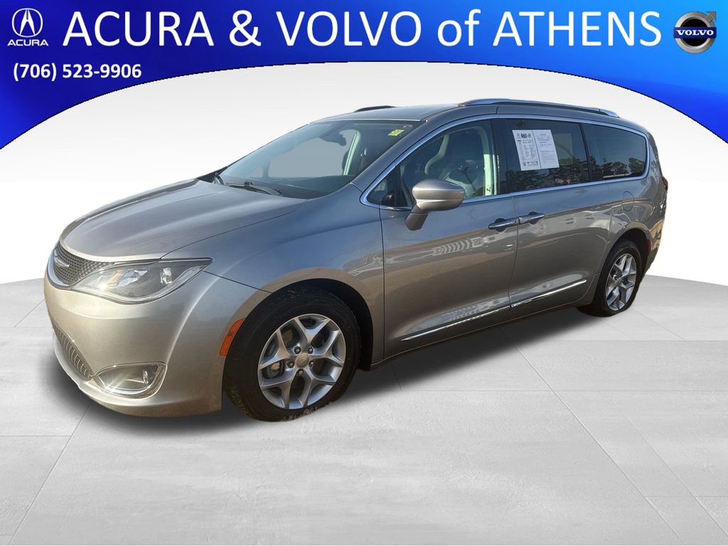 Used 2017 Chrysler Pacifica Touring-L Plus w/ Tire & Wheel Group image 1