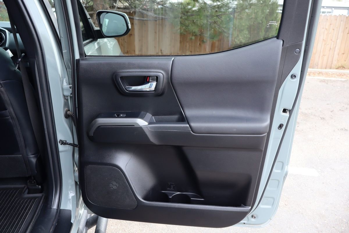 Used 2023 Toyota Tacoma TRD Off-Road w/ TRD Premium Off Road Package AWD/4WD image 44