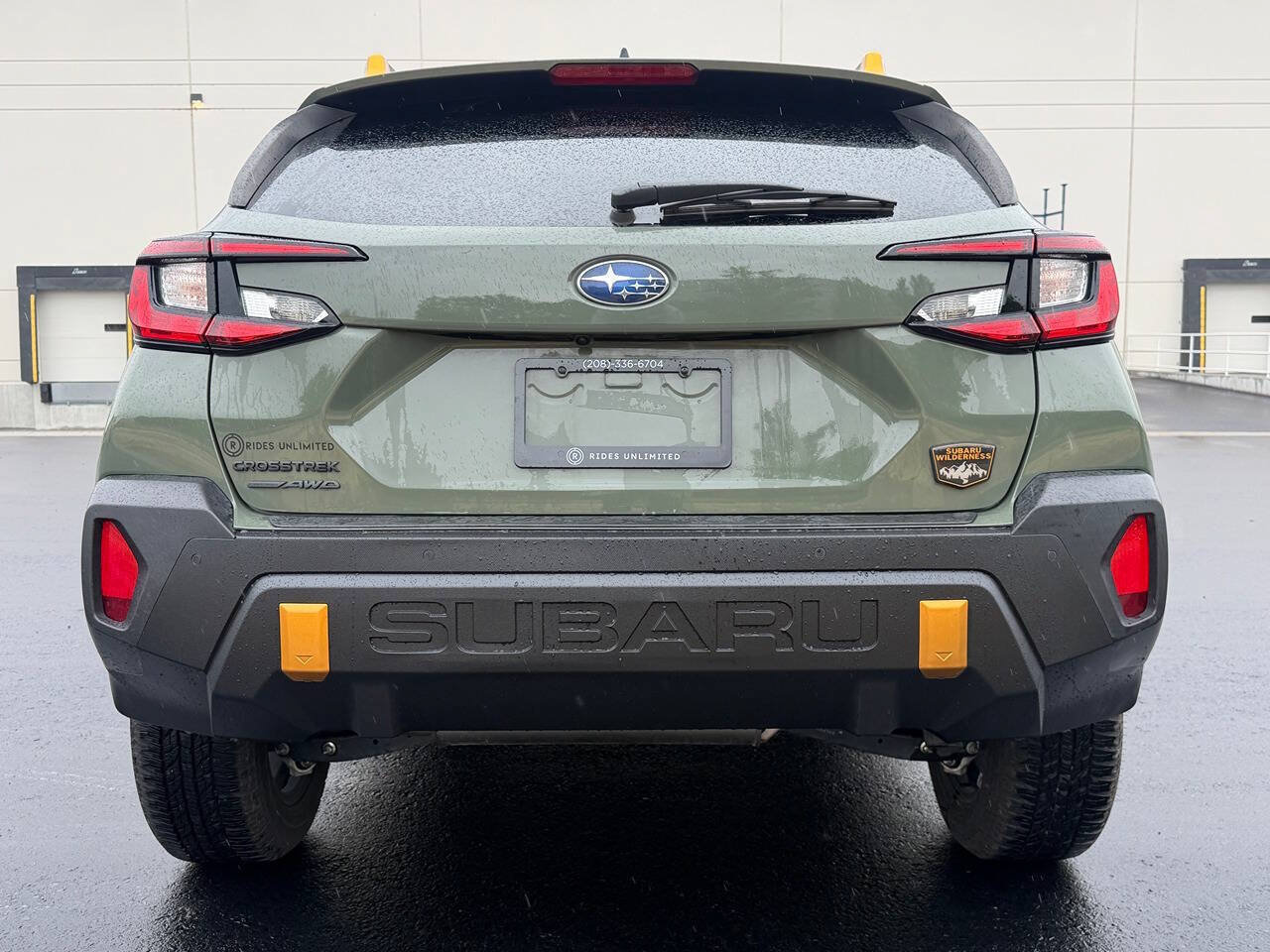 Used 2024 Subaru Crosstrek 2.5i Wilderness w/ Crosstrek Mirror Package AWD/4WD image 14