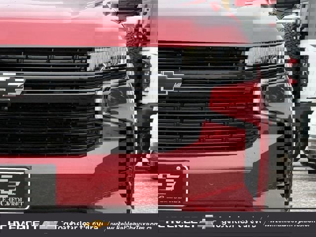 Used 2024 Chevrolet Suburban RST w/ Luxury Package image 4