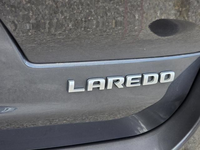 Used 2025 Jeep Grand Cherokee L Laredo RWD image 7