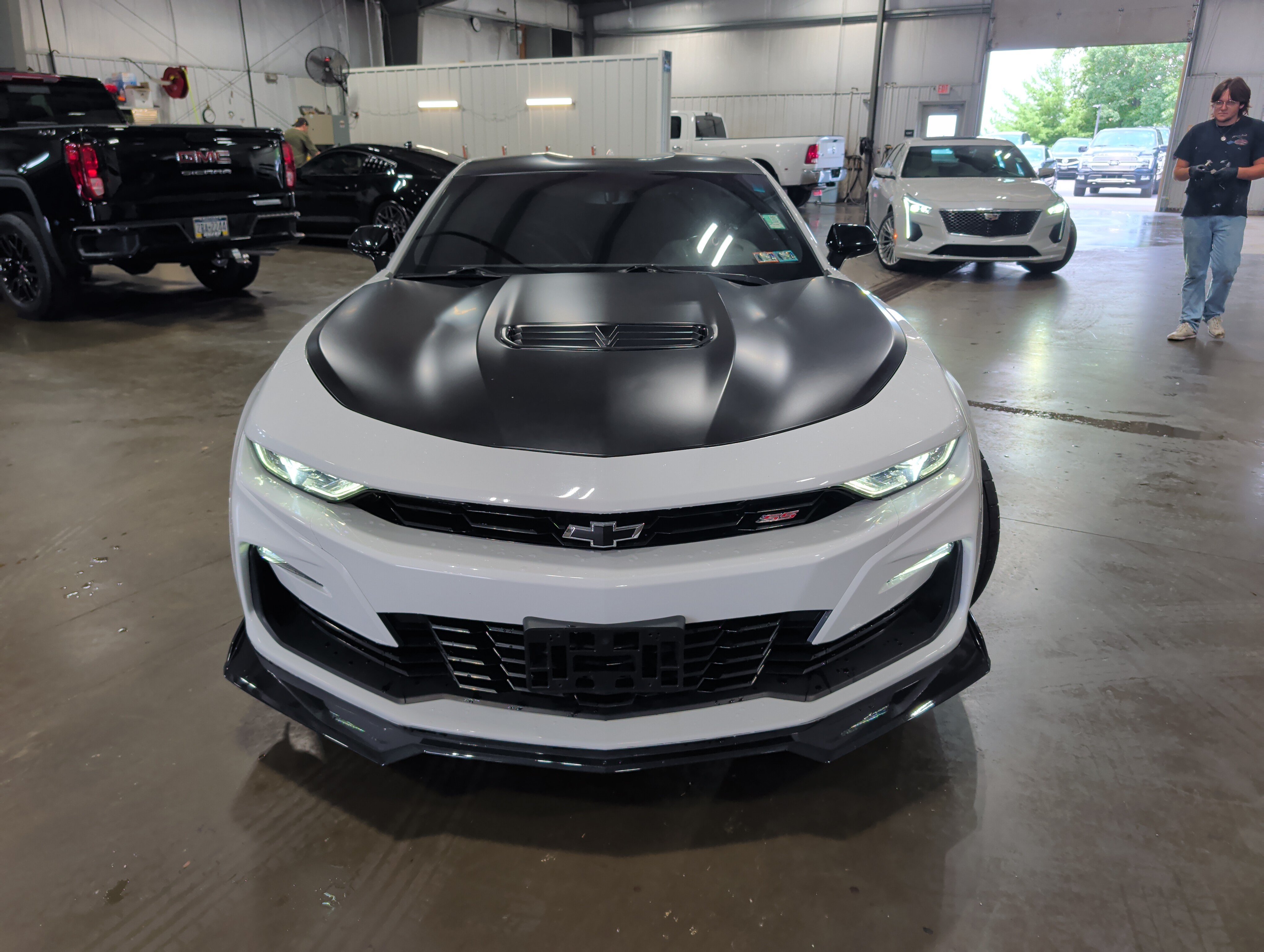 Used 2022 Chevrolet Camaro SS w/ Redline Edition RWD image 7