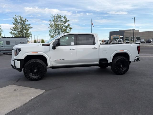 Used 2024 GMC Sierra 3500 AT4 w/ AT4 Premium Plus Package AWD/4WD image 11