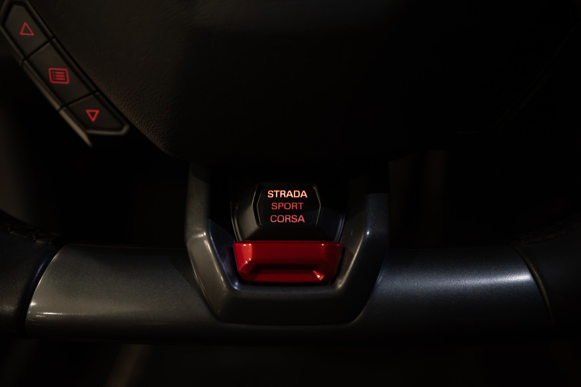 Used 2015 Lamborghini Huracan LP 610-4 AWD/4WD image 14