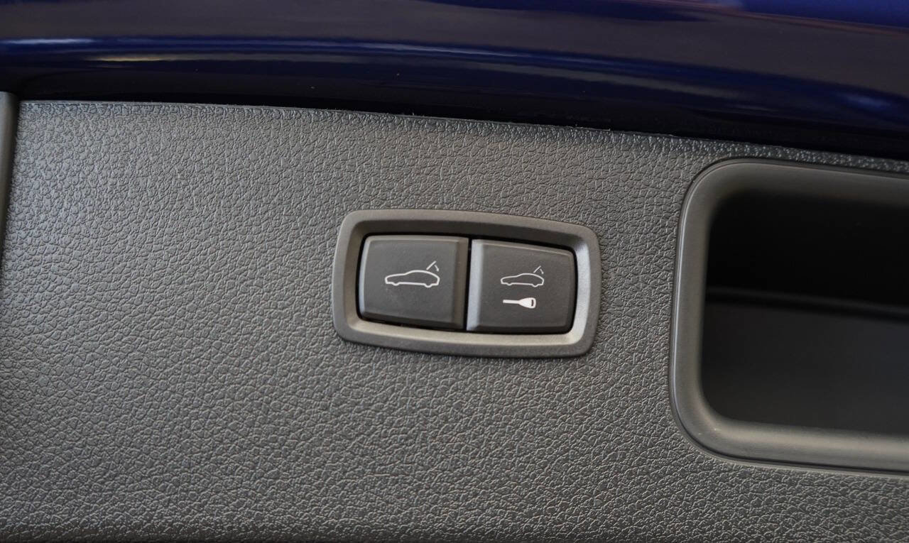 Used 2024 Porsche Macan image 71