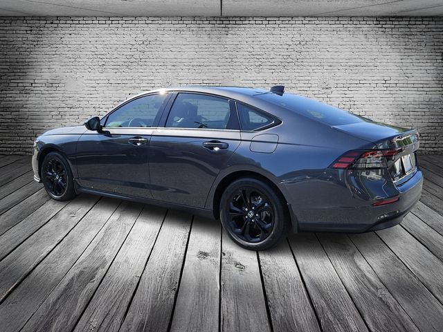 Certified 2025 Honda Accord SE image 3