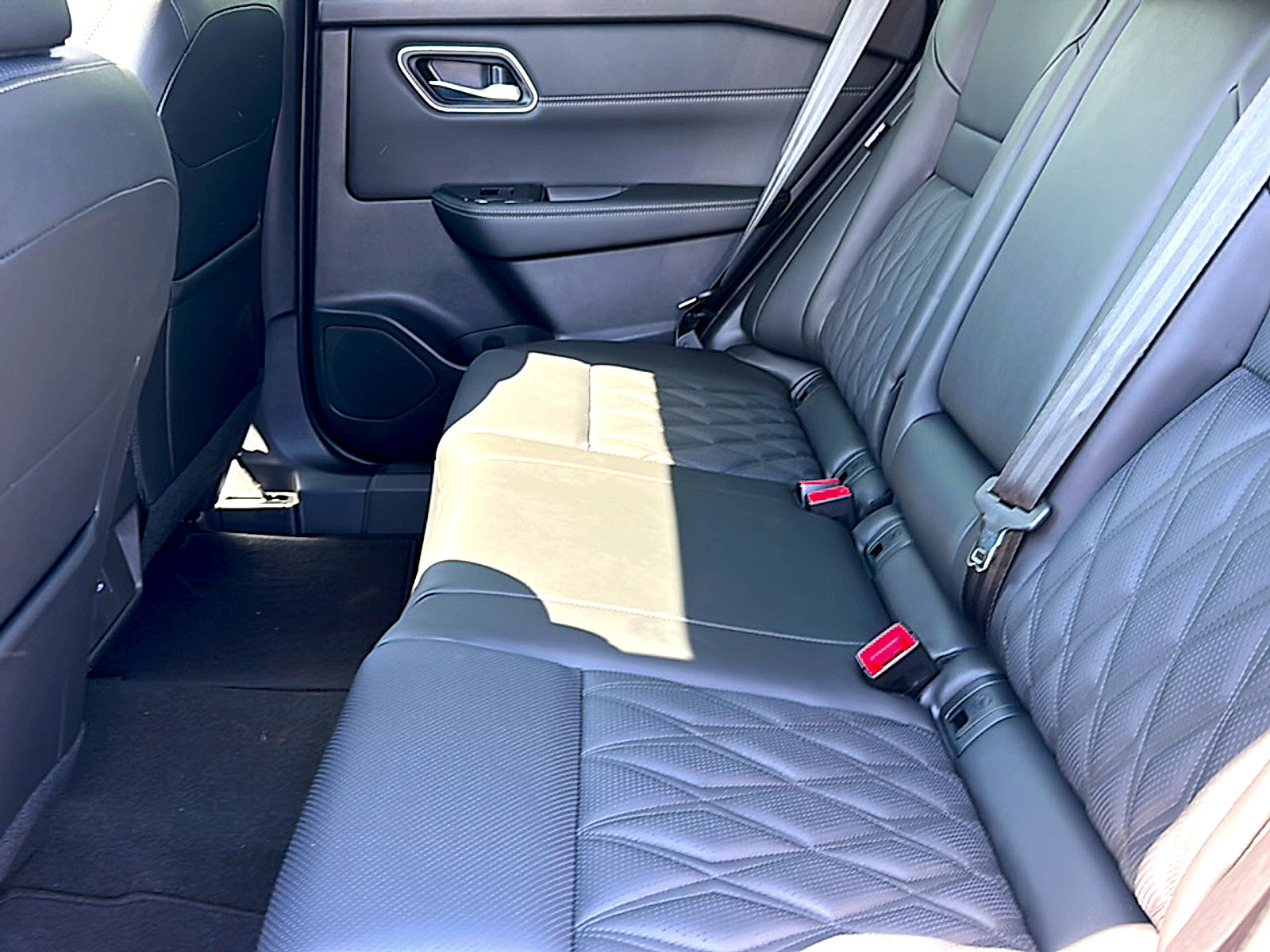 New 2026 Nissan Rogue Platinum AWD/4WD image 16