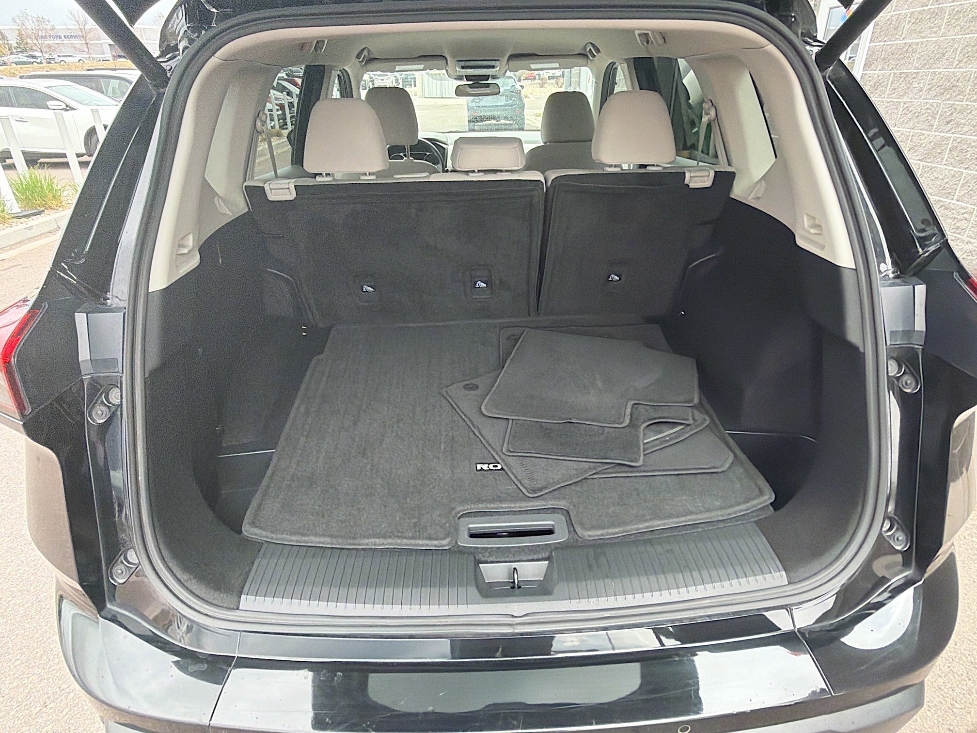Used 2025 Nissan Rogue SV AWD/4WD image 28