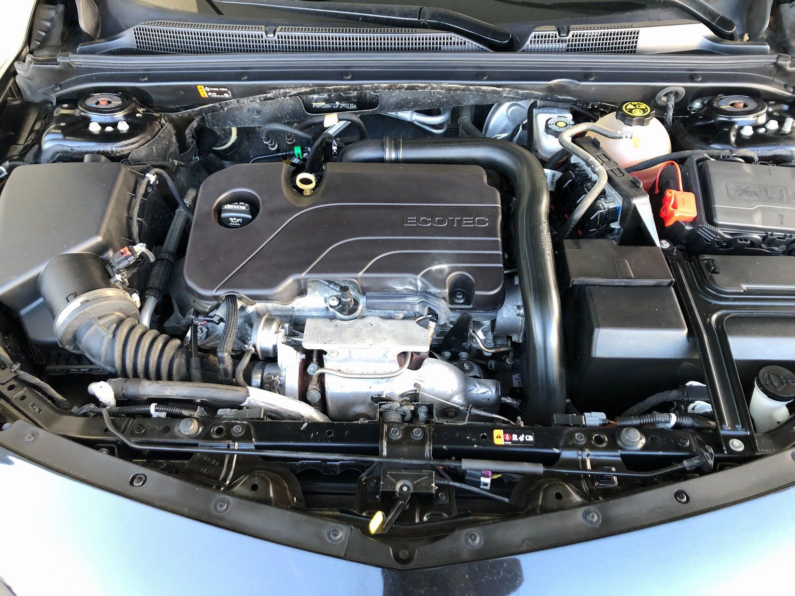 Used 2018 Chevrolet Malibu LT image 3